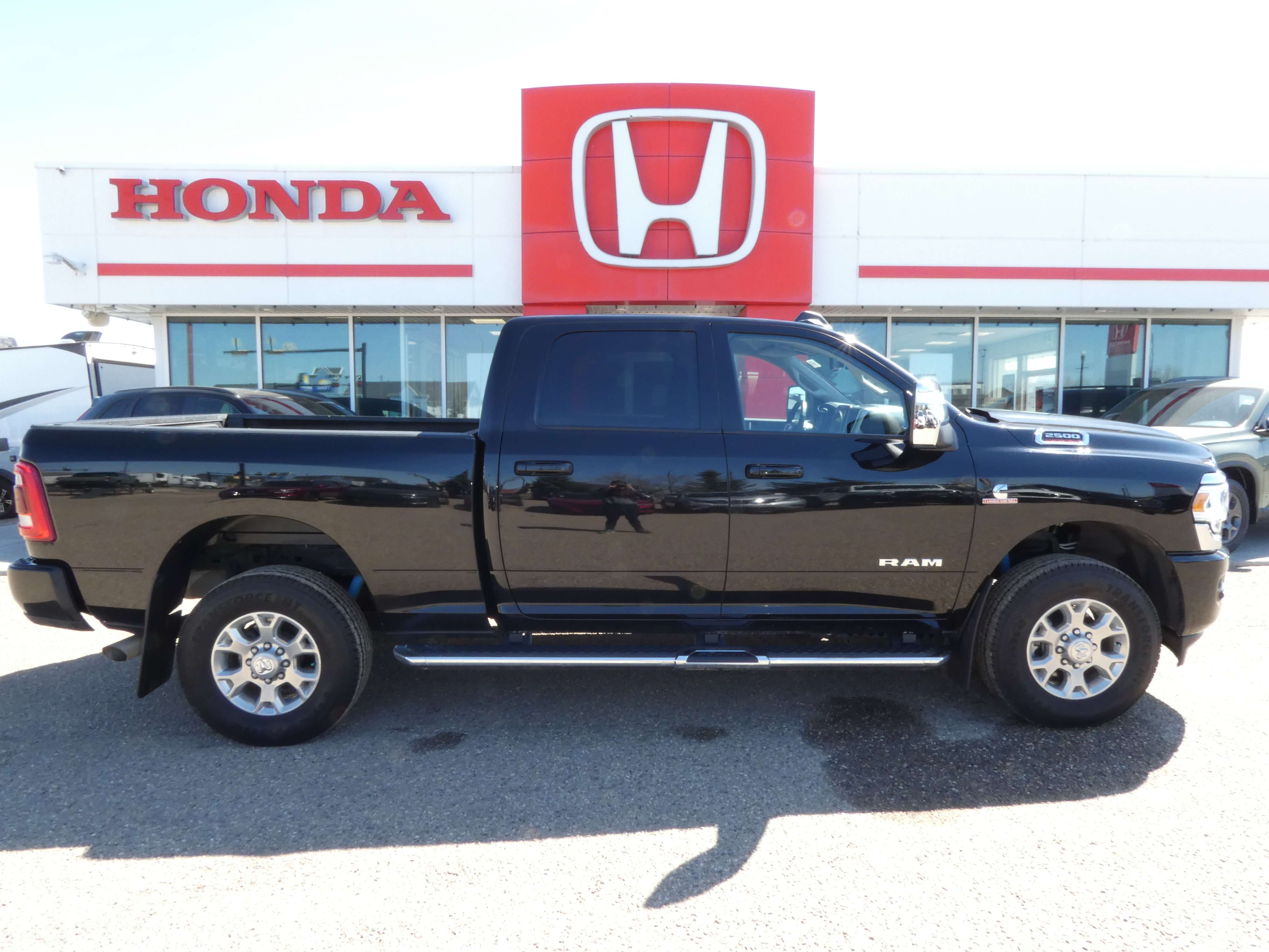 2024 RAM 2500 Crew Cab