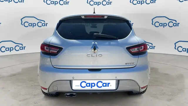 Renault Clio view 3