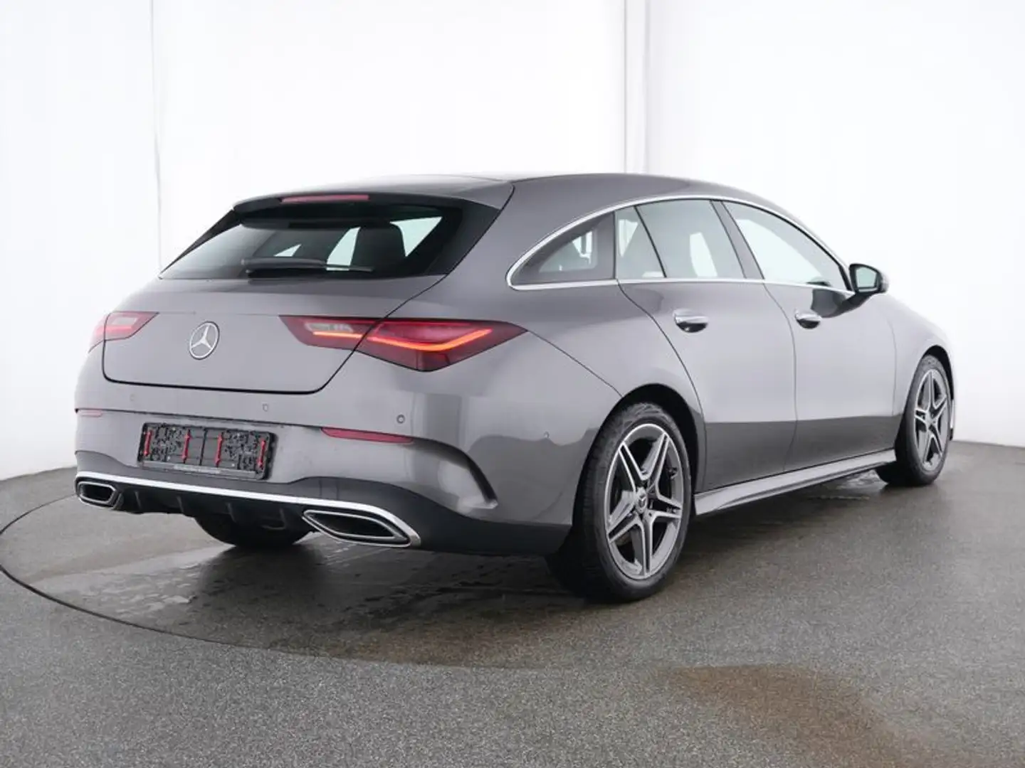 Mercedes-Benz CLA 200 CLA 200 AMG Shooting Brake W-Paket S-Sitz PDC Grau - 2