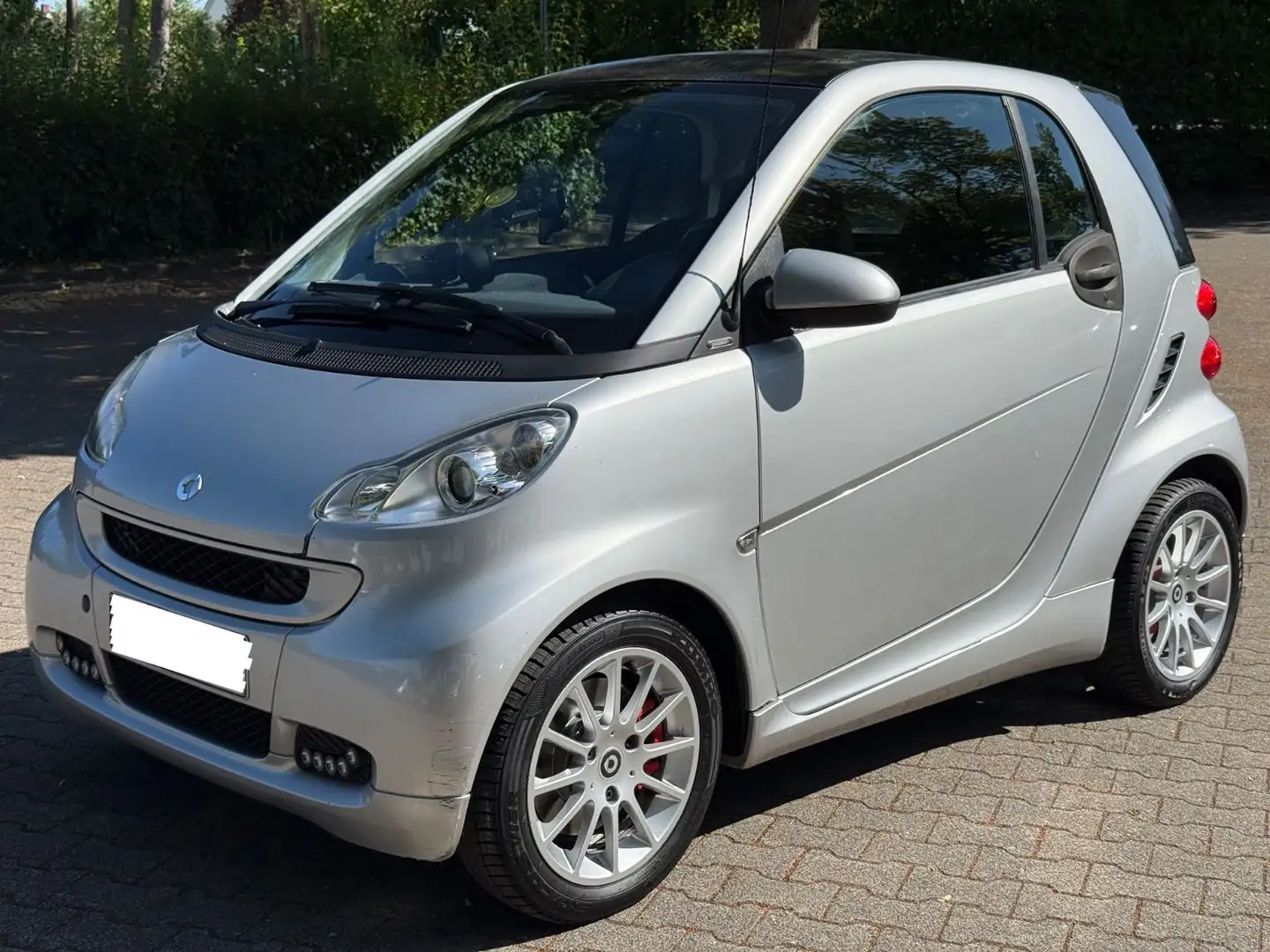 smart forTwo coupe Micro Hybrid Drive 52kW*F1*PANO*TOP Ezüst - 1