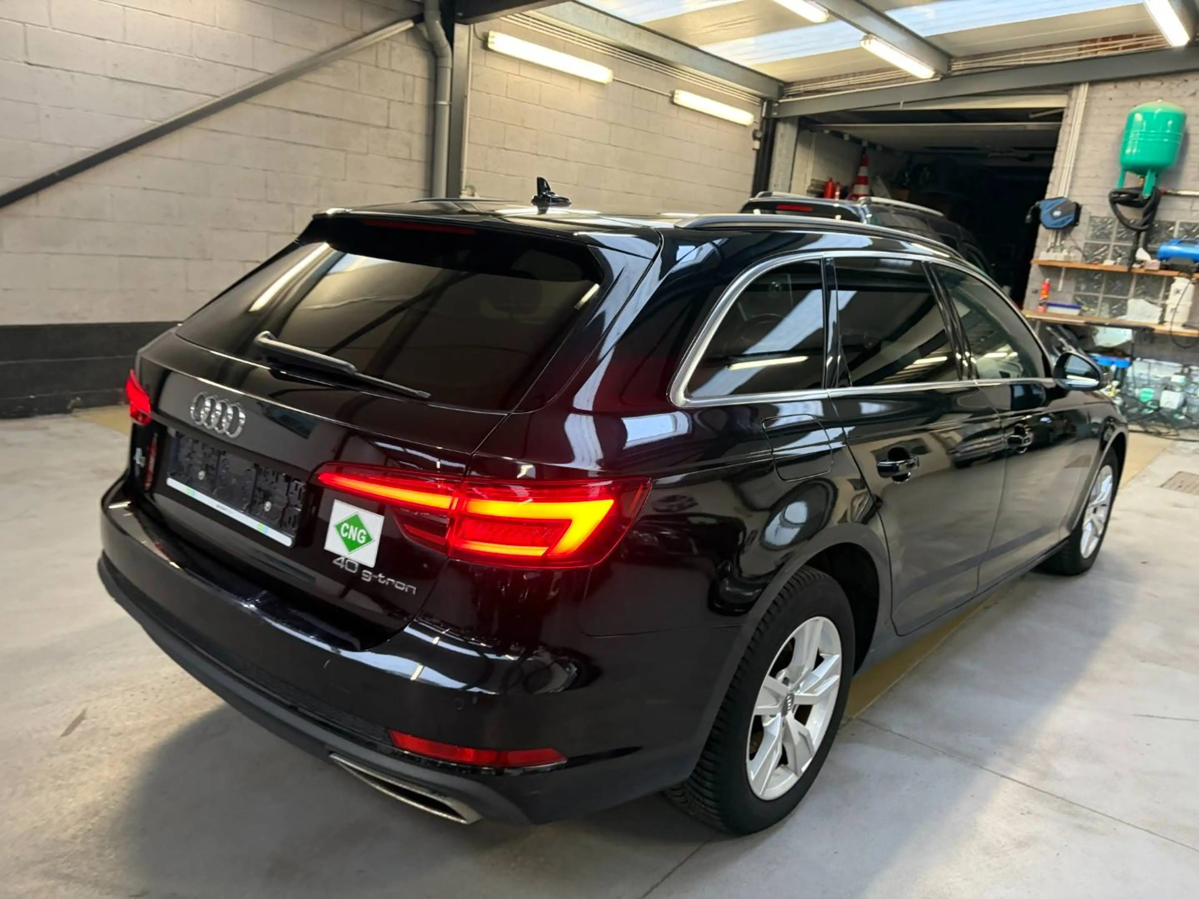 Audi A4 A4 Avant 1.8 TFSI Multitronic — photo 4