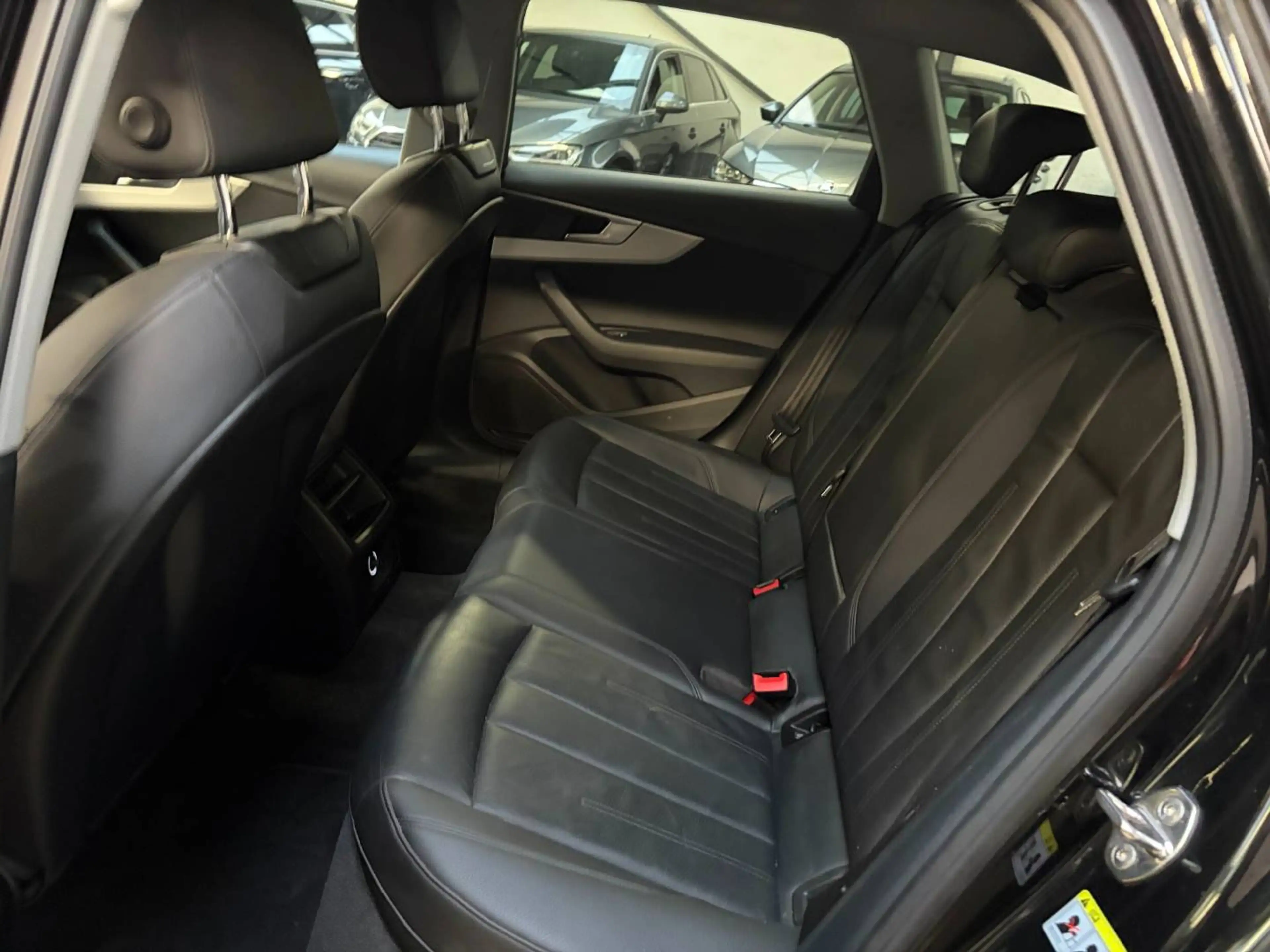 Audi A4 A4 Avant 1.8 TFSI Multitronic — photo 14