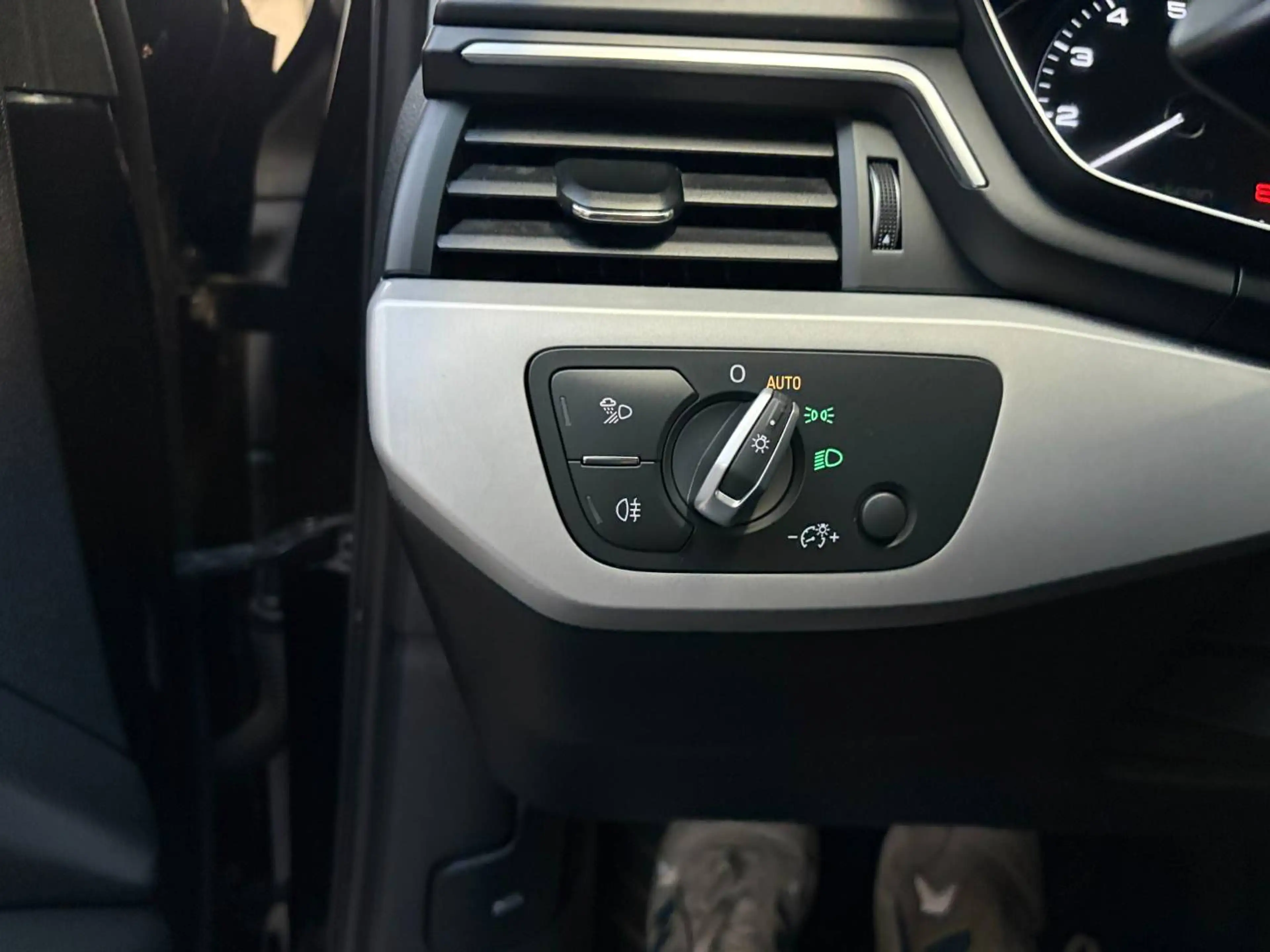 Audi A4 A4 Avant 1.8 TFSI Multitronic — photo 6