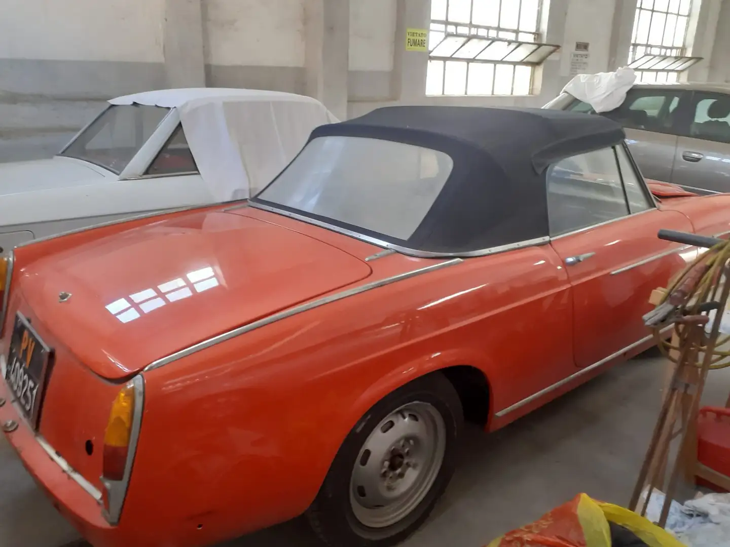 Fiat 1200 cabriolet pinin farina Red - 2