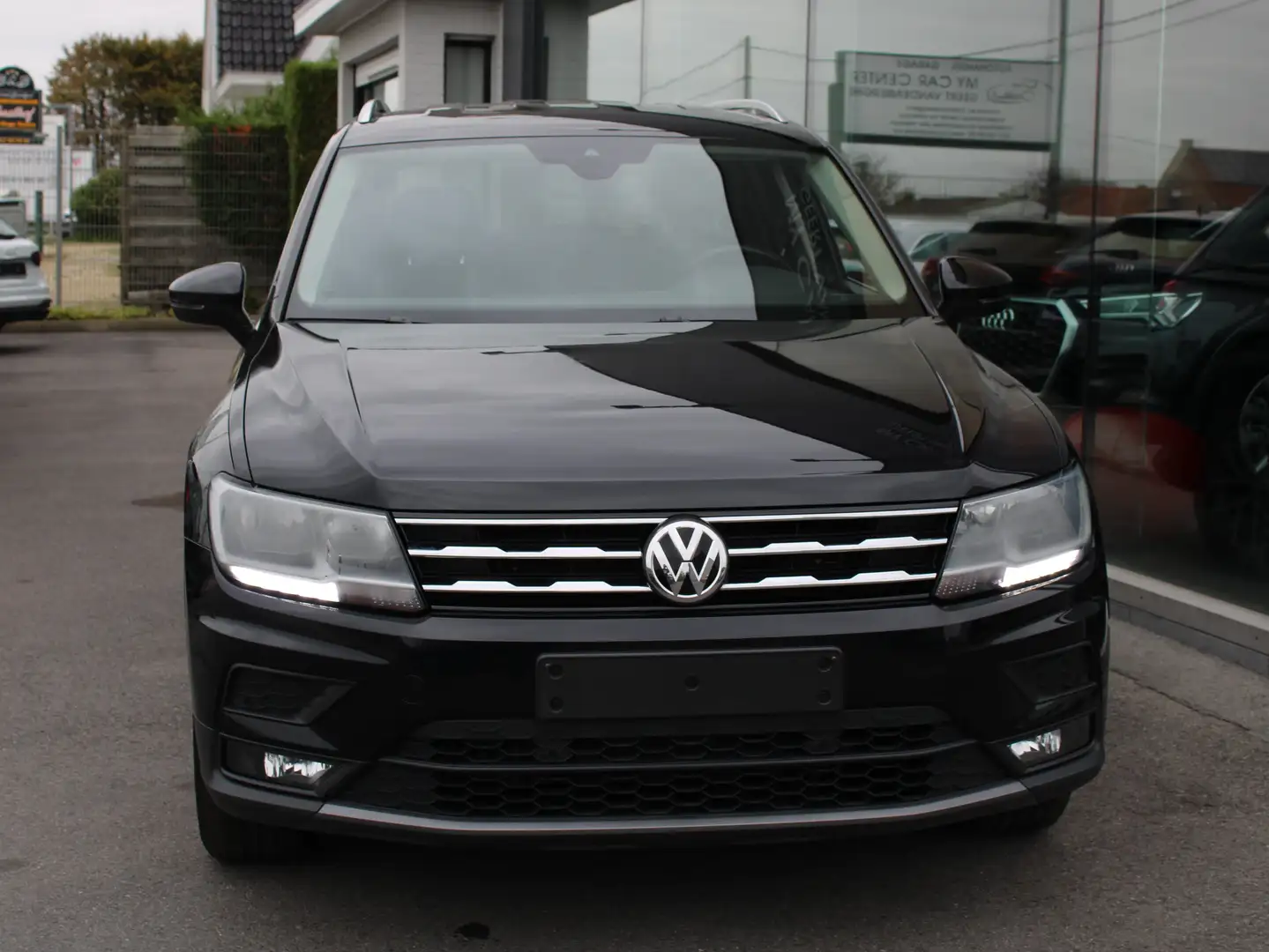Volkswagen Tiguan Allspace 1.5TSI ACT DSG-AC-NAVI-7PL-TREKHAAK-APP C-PDC-USB Zwart - 2