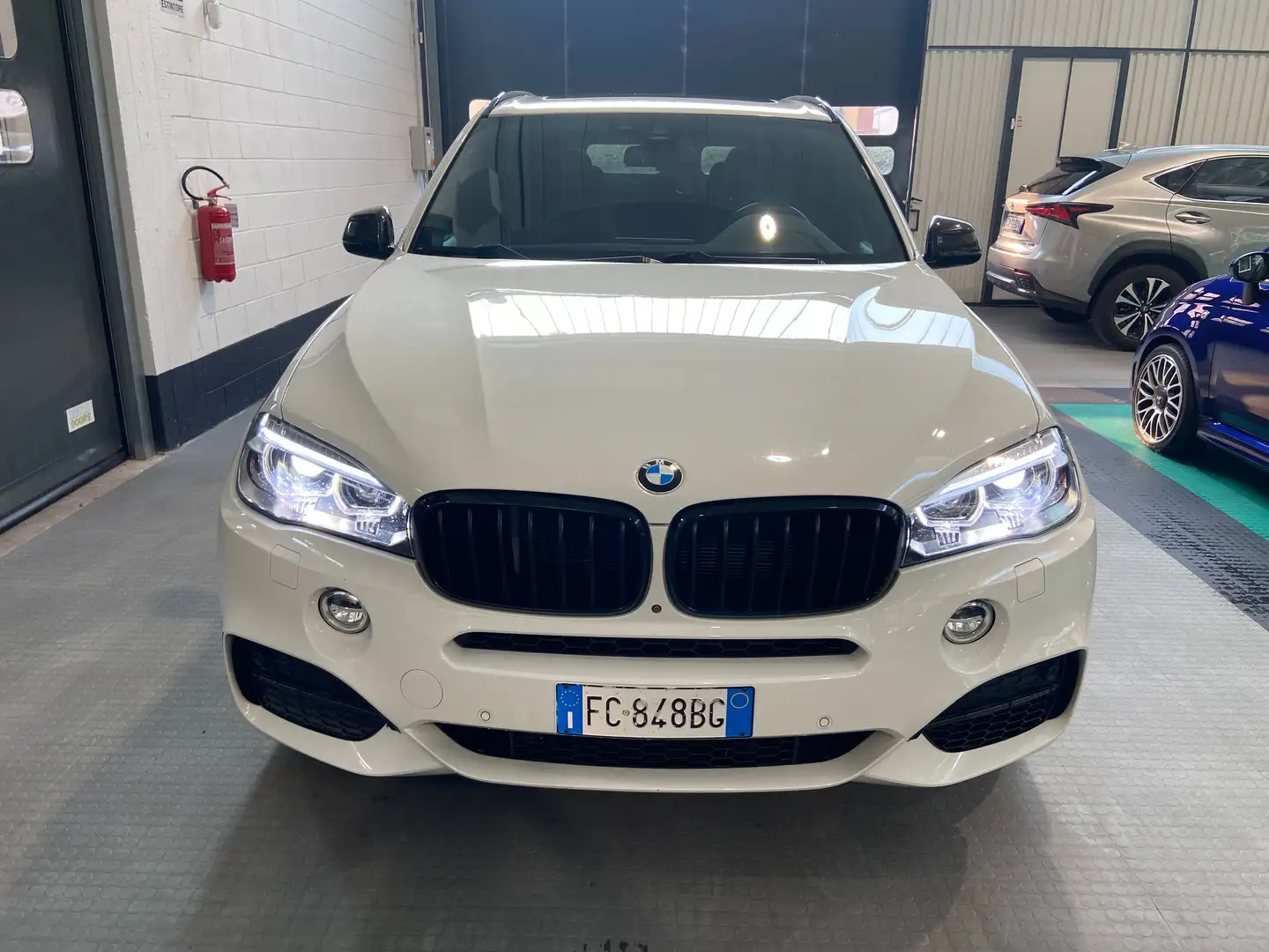 BMW X5 X5 M50d auto Biały - 2