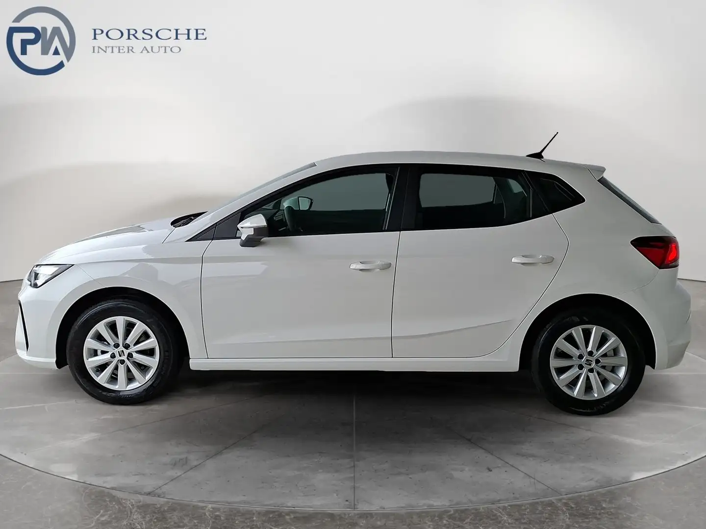 SEAT Ibiza Reference Edition 1.0 80PS Weiß - 2