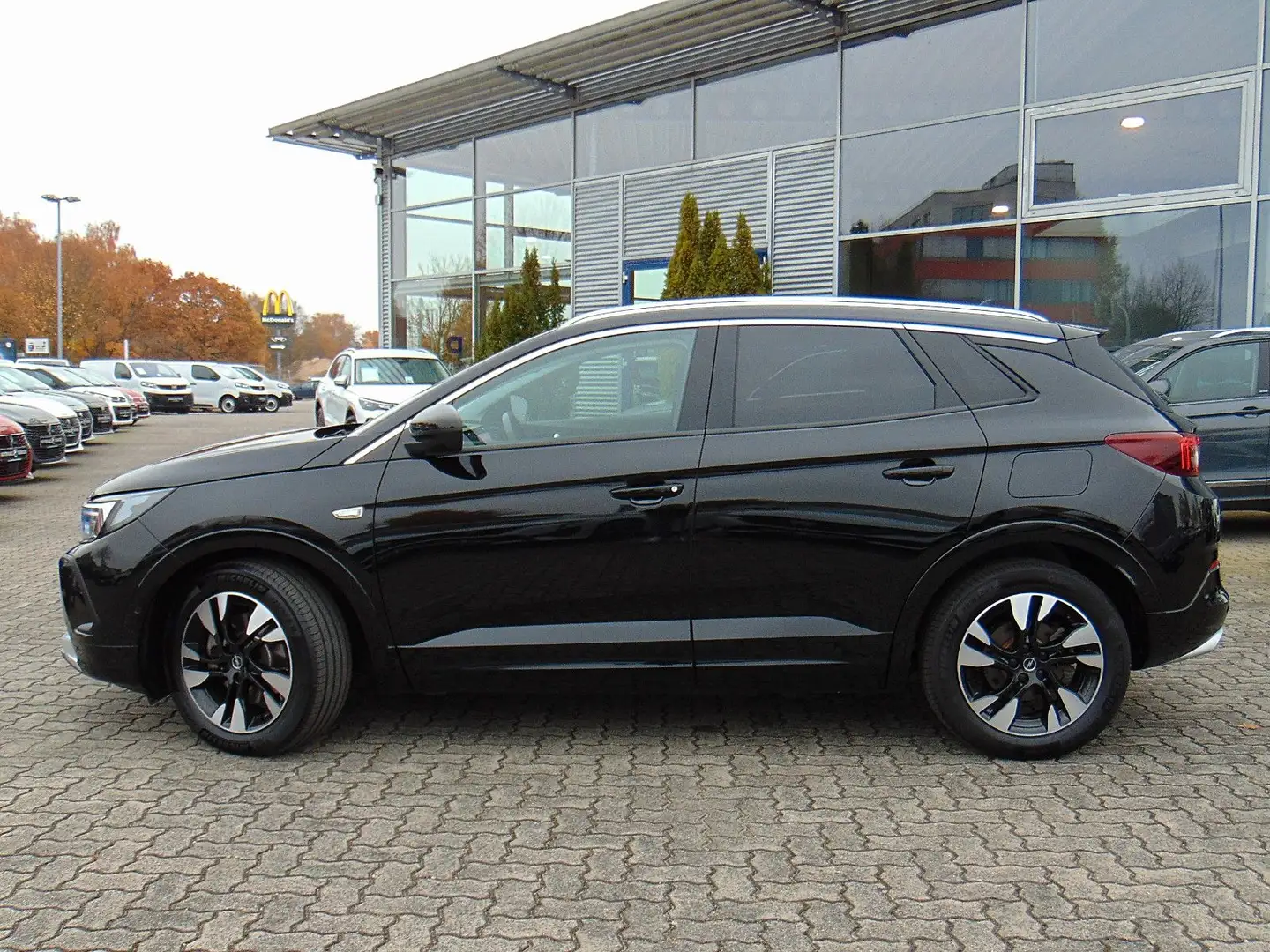 Opel Grandland X Grandland 1.6T Ultimate Plug-in-Hybrid Schwarz - 2