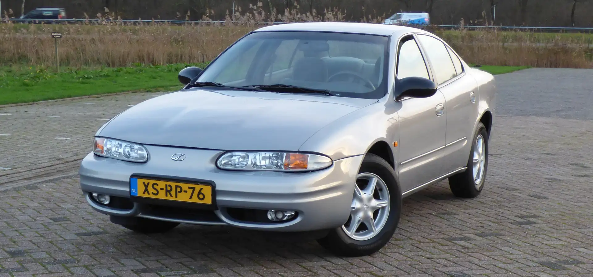 Chevrolet Alero Alero 2.4 SA Grau - 1