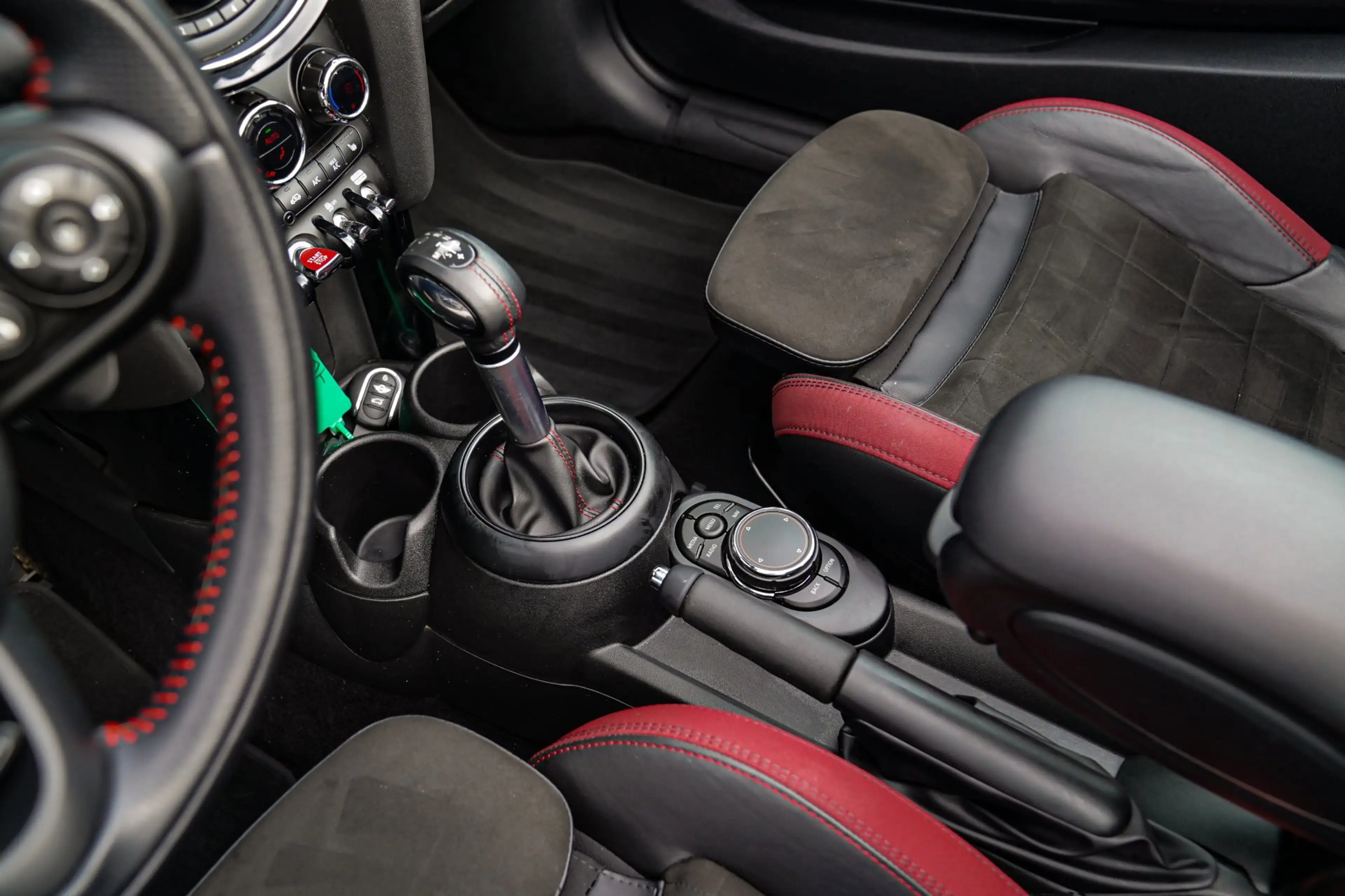 MINI John Cooper Works Cabrio 2.0 Chili | Cabriolet | Luxe Leder / Alcantara | H — photo 33