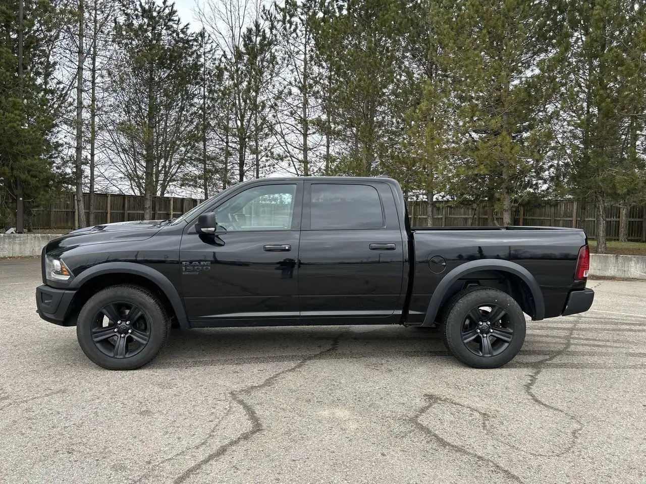 RAM 1500 снимка RAM 1500