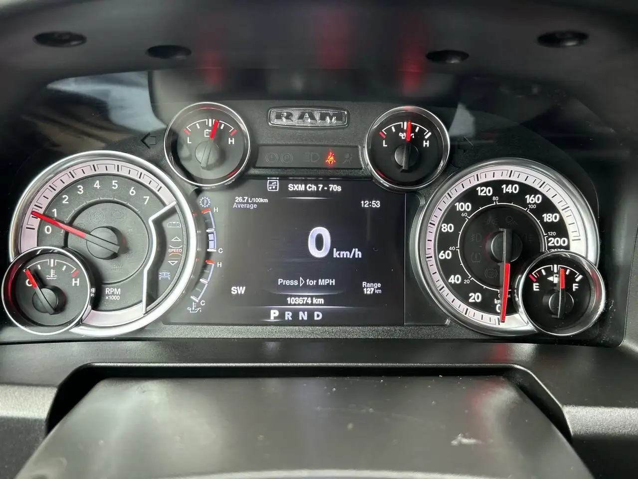 RAM 1500 снимка RAM 1500