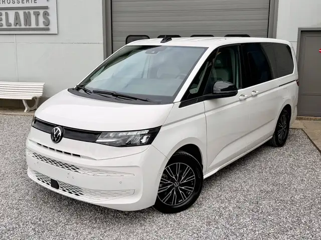Volkswagen T7 Multivan 1.4 PHEV 218PK // 6-SEAT VIS A VIS // STANDVERWARMER // KEYLESS // CAMERA