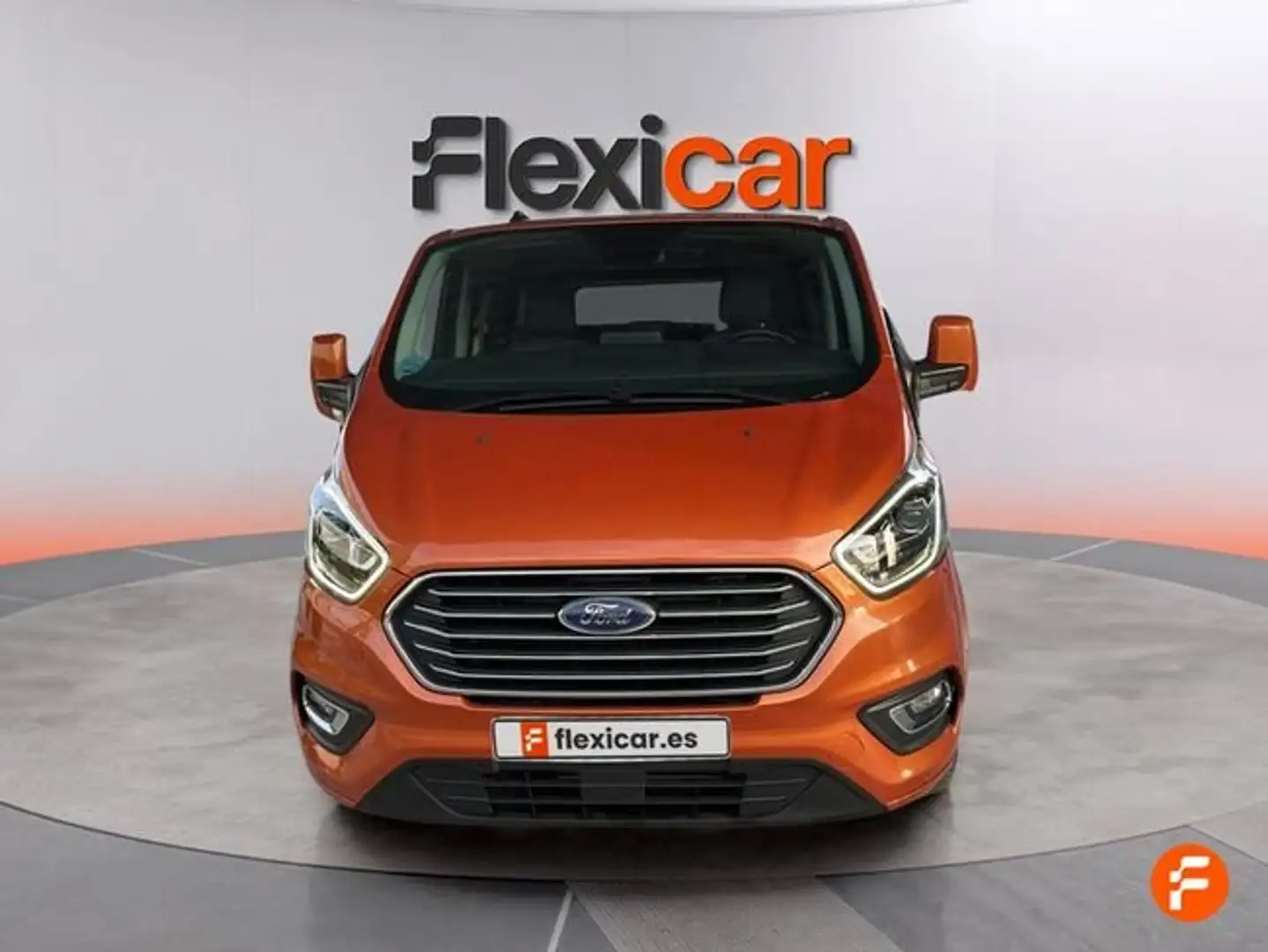 Ford Tourneo Custom 2.0 EcoBlue Titanium X Aut. 185 Naranja - 2