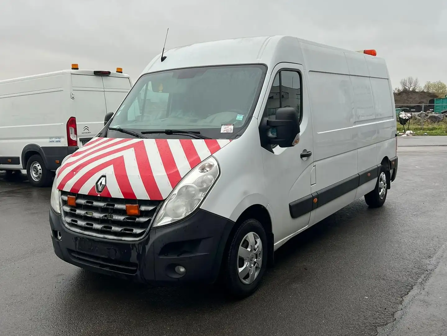 Renault Master (Stock ID 12355) White - 1