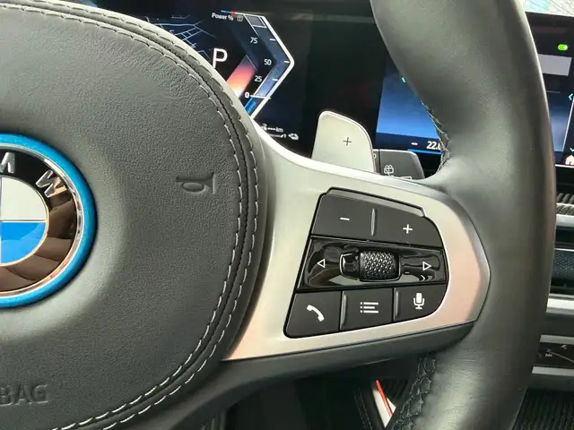 BMW X5 view 15