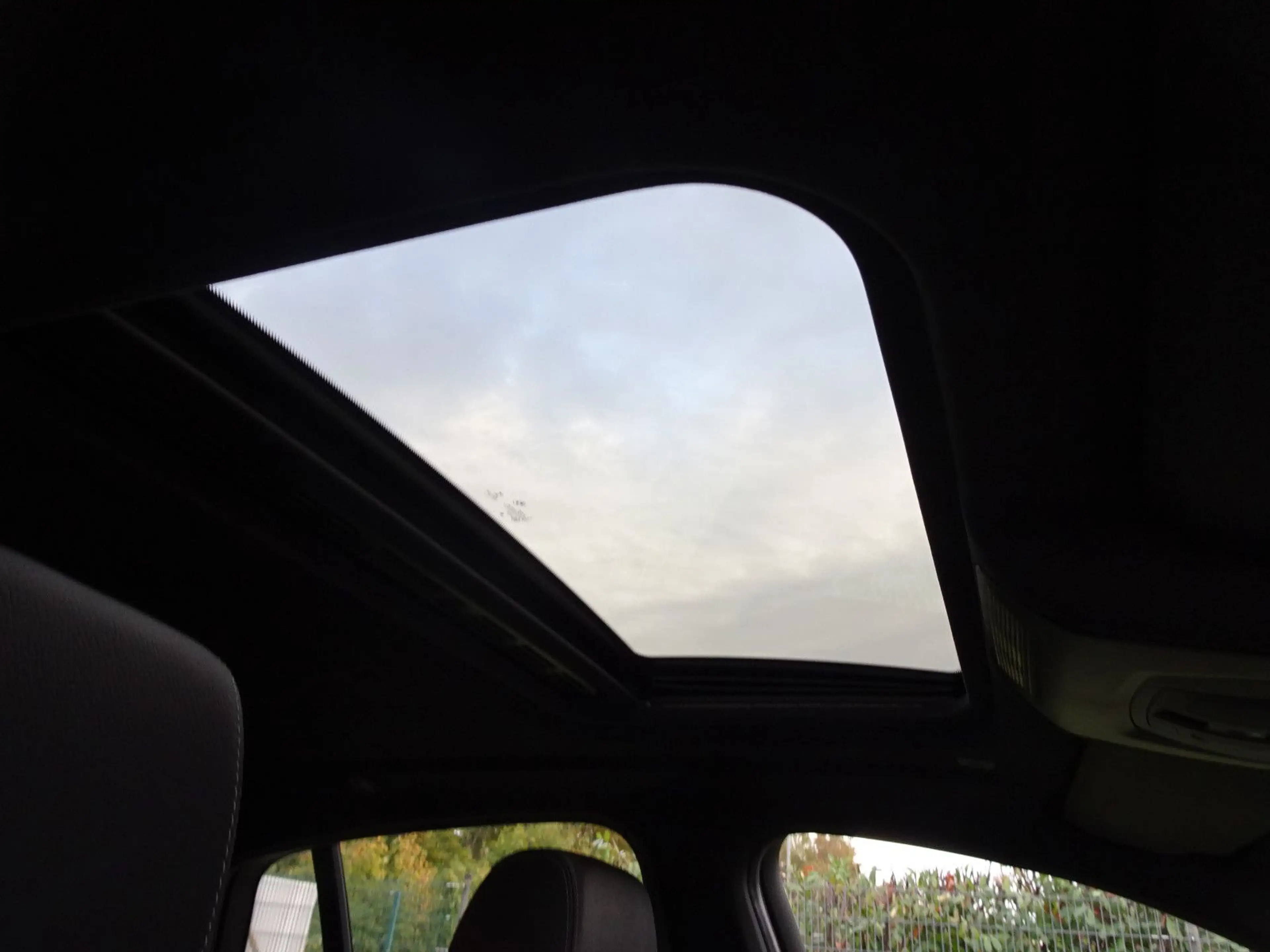 BMW X4 xDrive 20 d / M-Maket / AHK / SHG / — photo 12