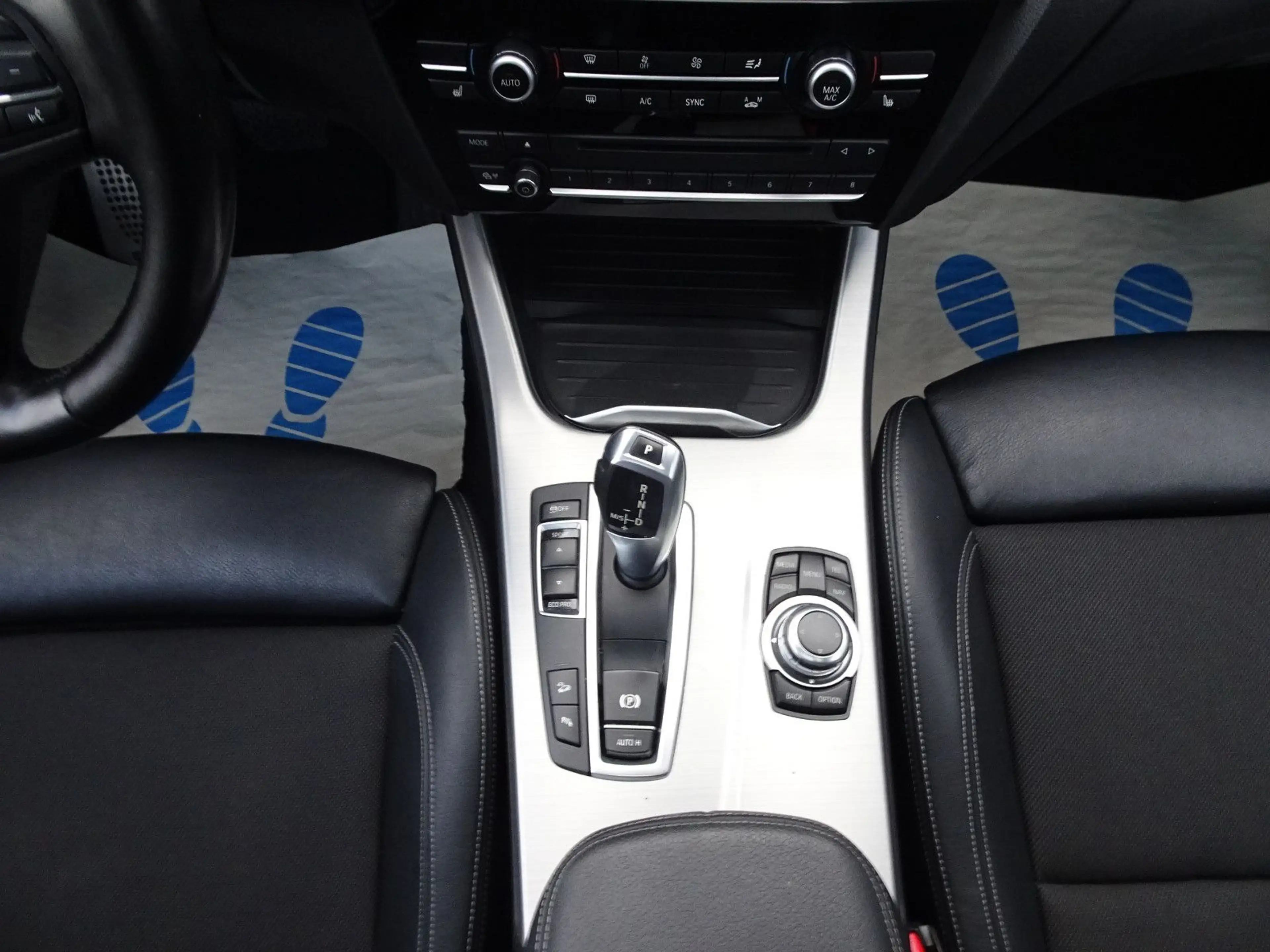 BMW X4 xDrive 20 d / M-Maket / AHK / SHG / — photo 11