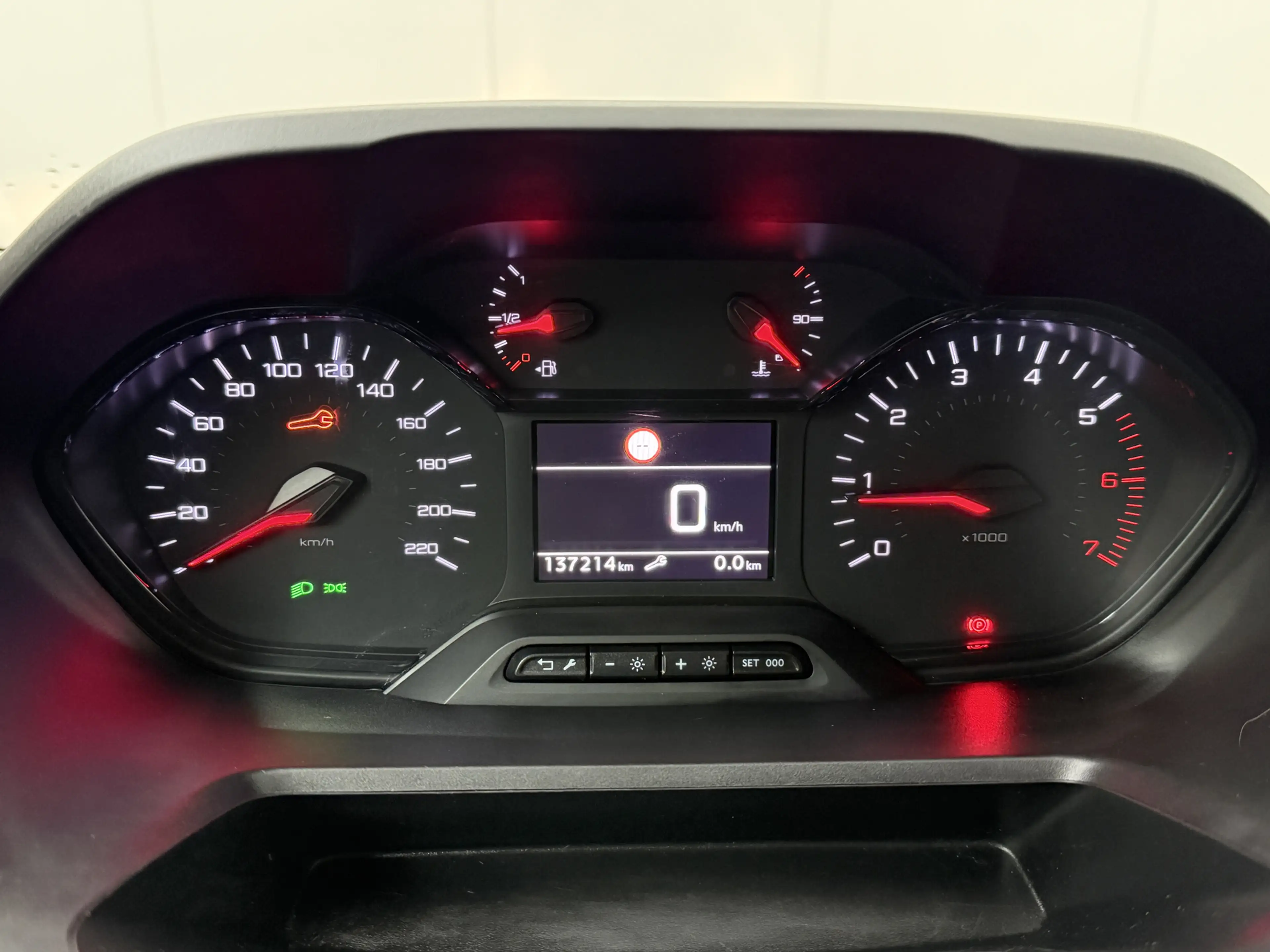 Peugeot Partner 1.6BlueHDI 100PK Asphalt | Navigatie | Airco | Cru — photo 9
