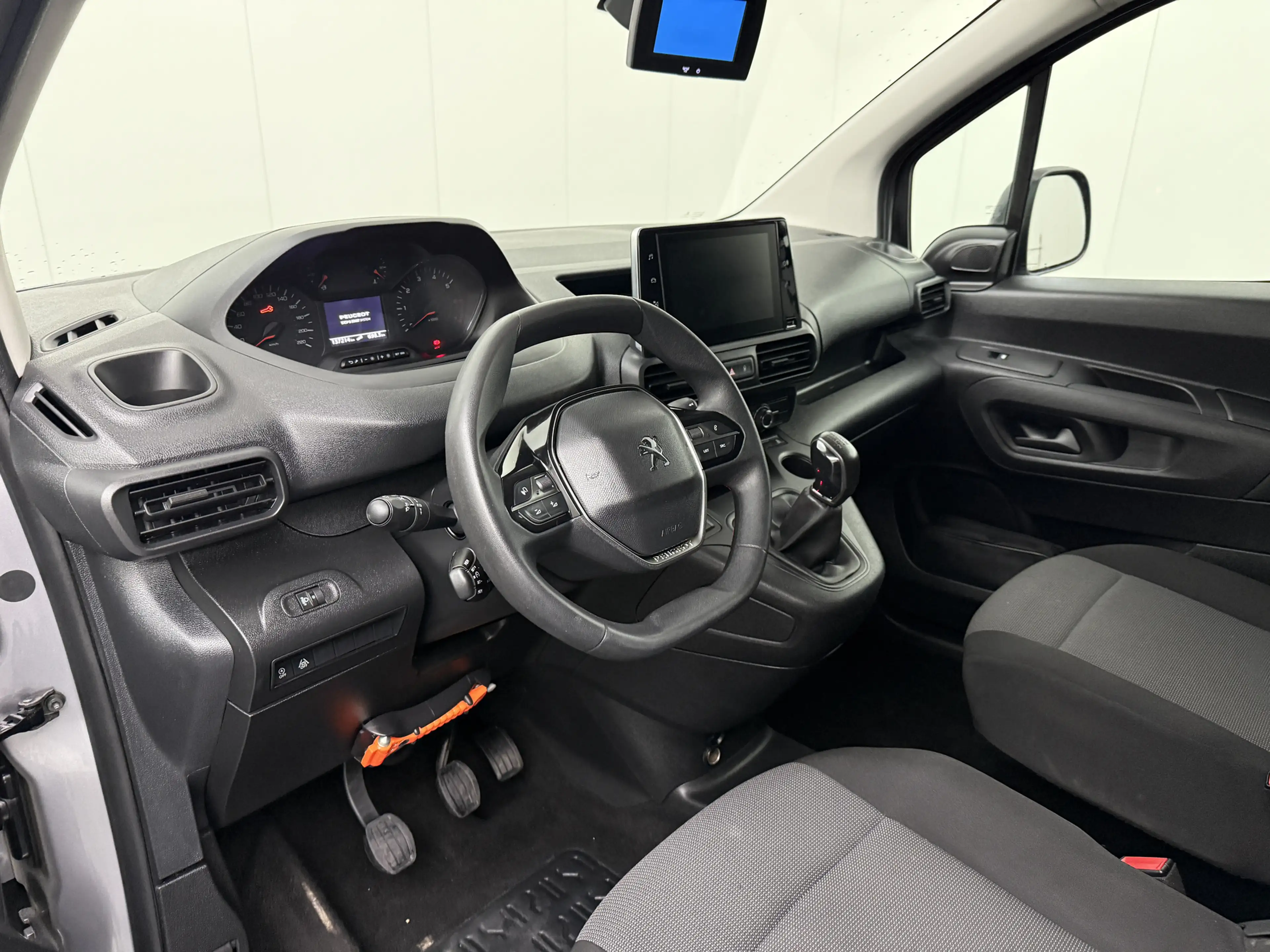 Peugeot Partner 1.6BlueHDI 100PK Asphalt | Navigatie | Airco | Cru — photo 3