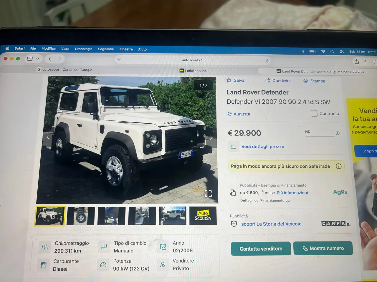 Land Rover Defender