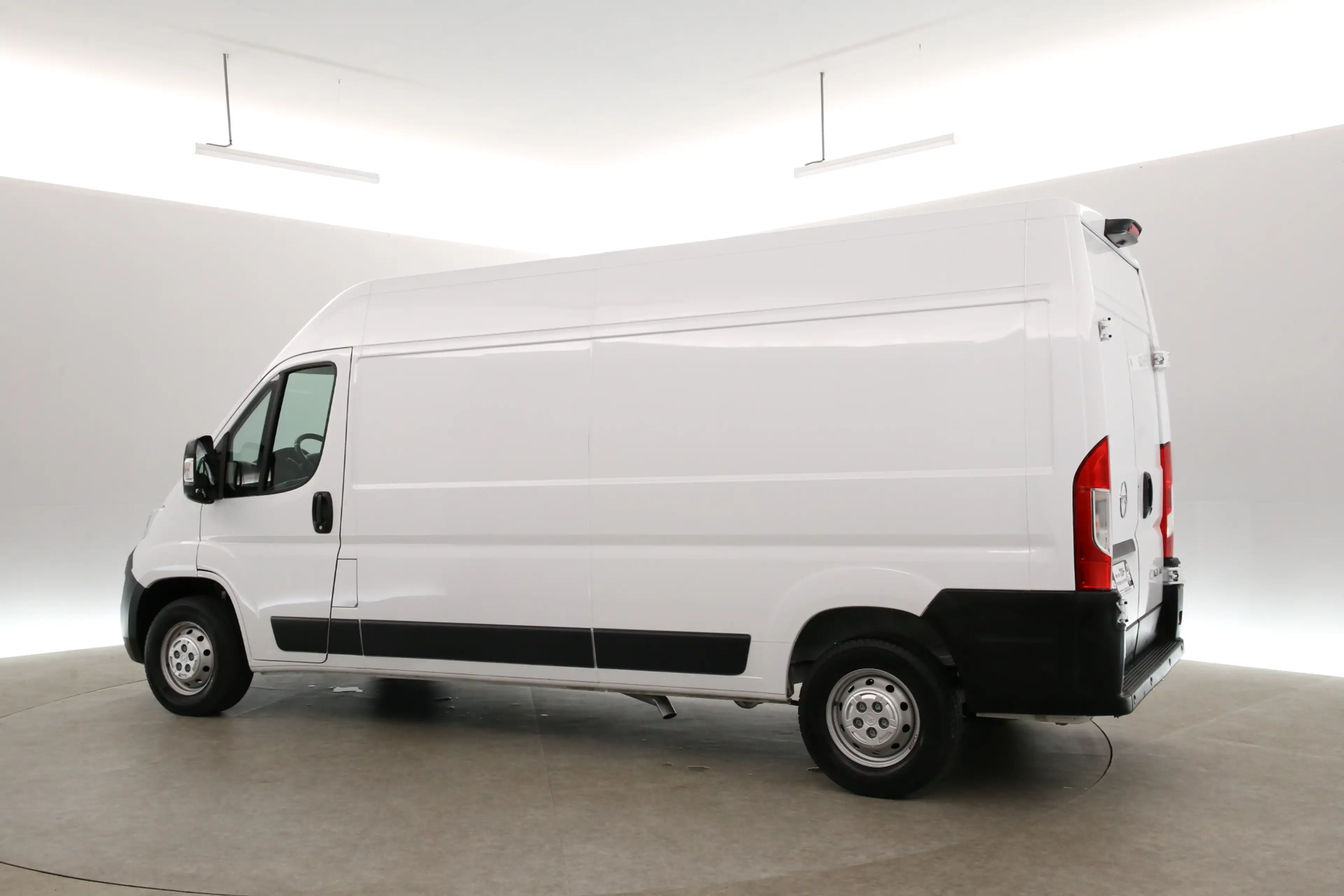 Opel Movano 2.2 140PK 3,5t L3H2 | Clima | Camera | Cruise | 3 — photo 4