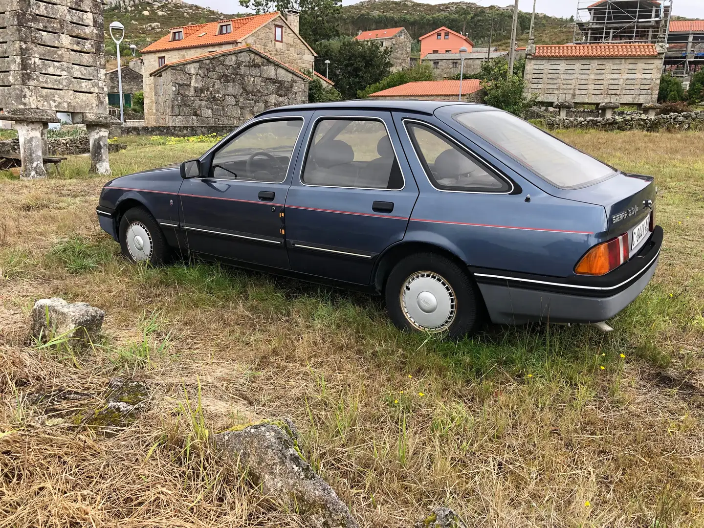 Ford Sierra Sierra Familiar 2.0 Ghia Ghia Blau - 2