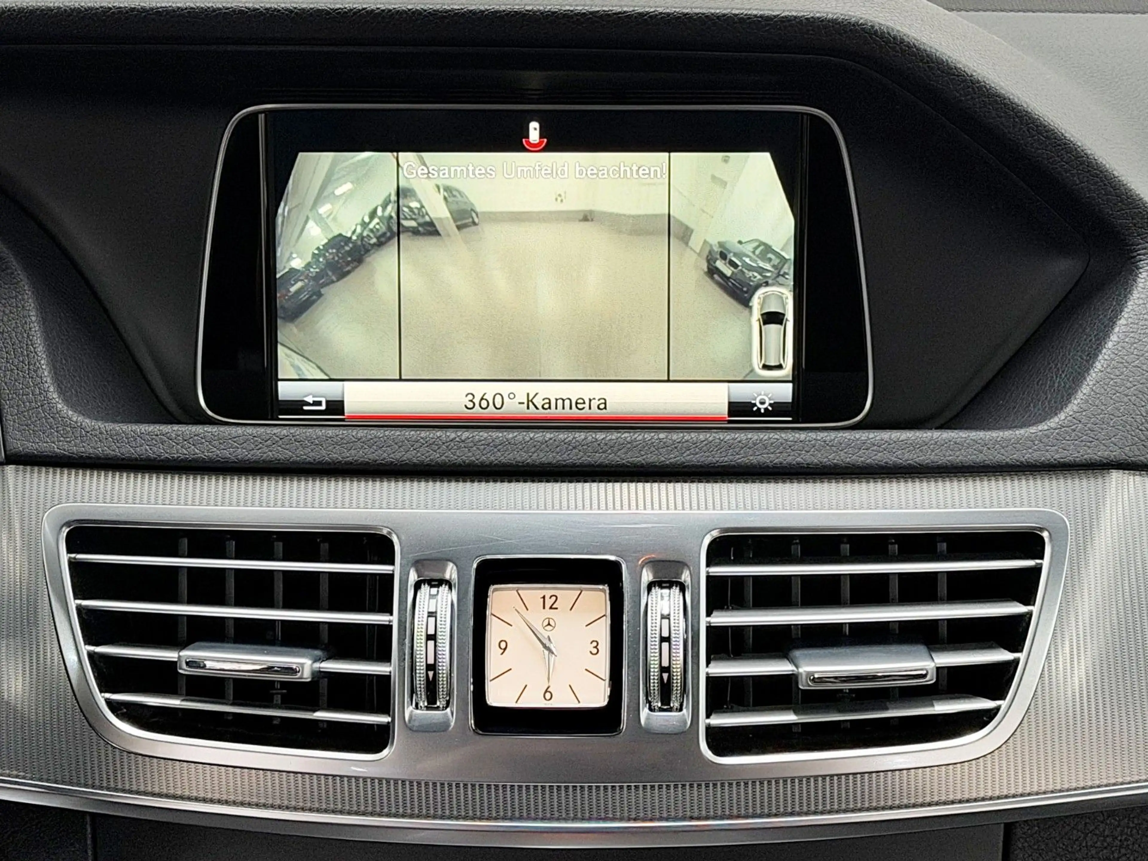 Mercedes-Benz E 250 T BLUETEC 4-MATIC AVANTGARDE*AUS 2 HAND* — photo 11