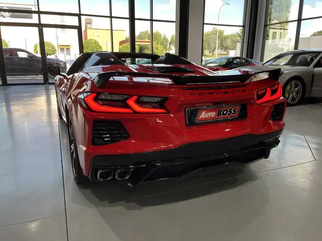 Chevrolet Corvette view 7