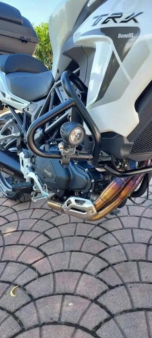 Benelli TRK 502 Blanco - 2