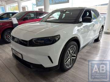 * AWD / PREMIUM / 79Kwh / Garantie *