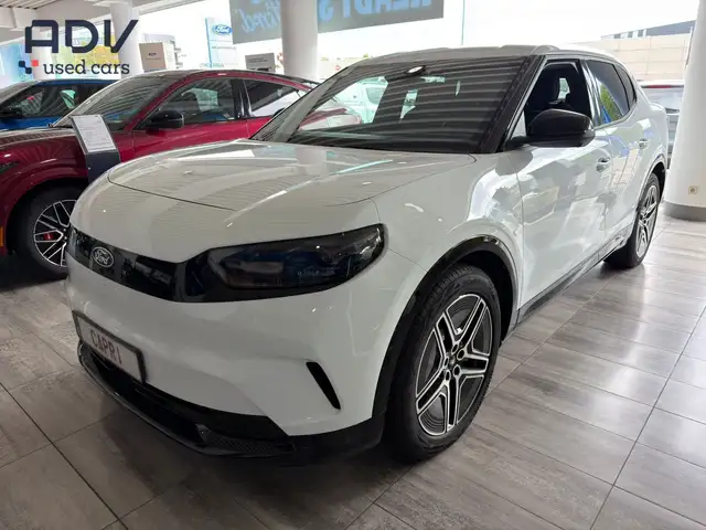 Ford Capri * AWD / PREMIUM / 79Kwh / Garantie *