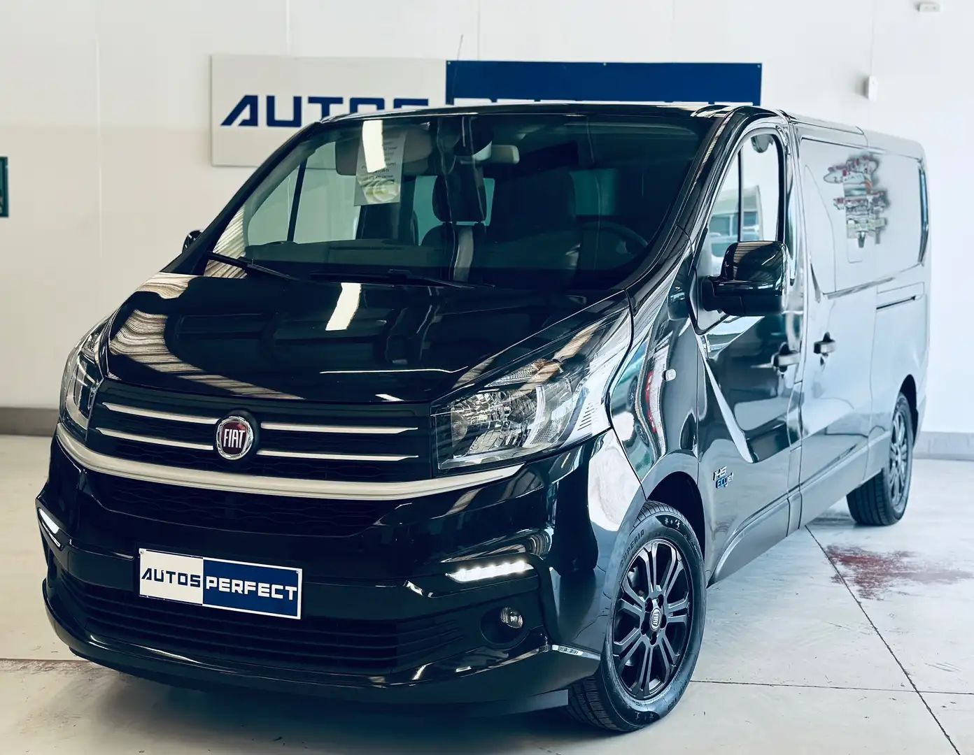 Fiat Talento 1.6 Multijet 6PLACES DOUBLE CABINE SERIE SQUADRA Czarny - 1