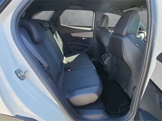 Peugeot 3008 view 14