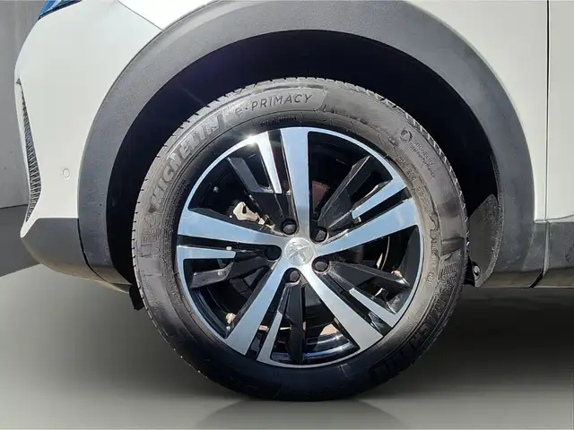 Peugeot 3008 view 11