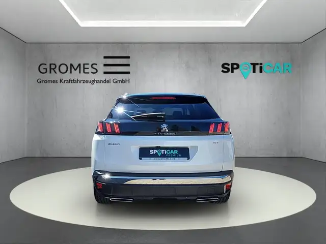 Peugeot 3008 view 4