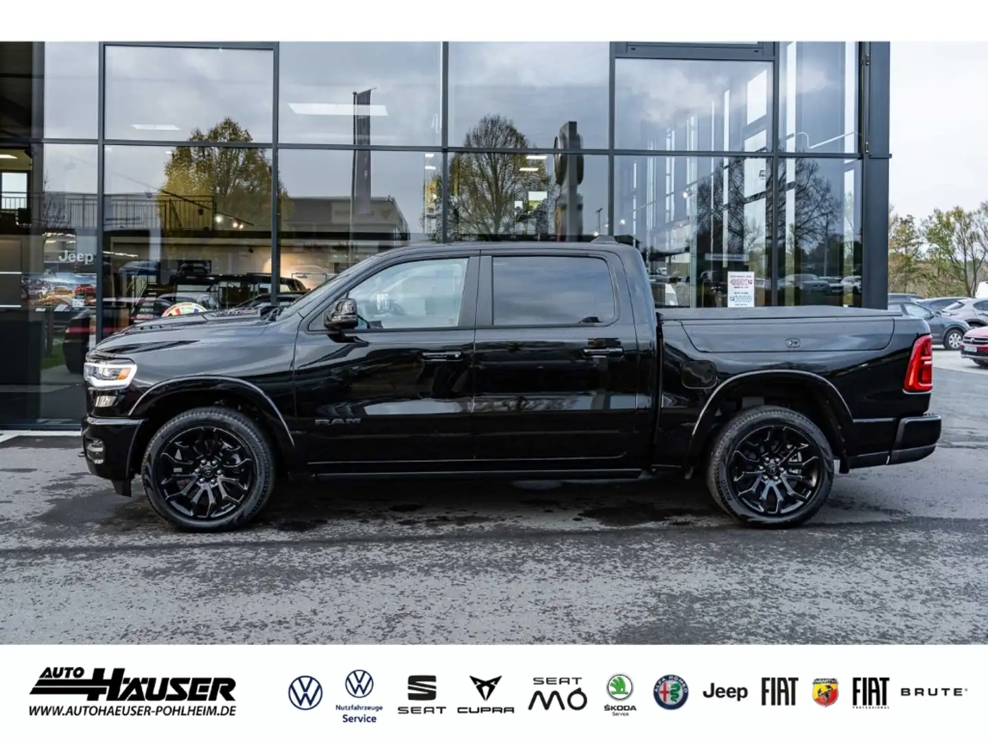 Dodge RAM 1500 CrewCab Limited Night Edition 3.0 Hurricane A Black - 2