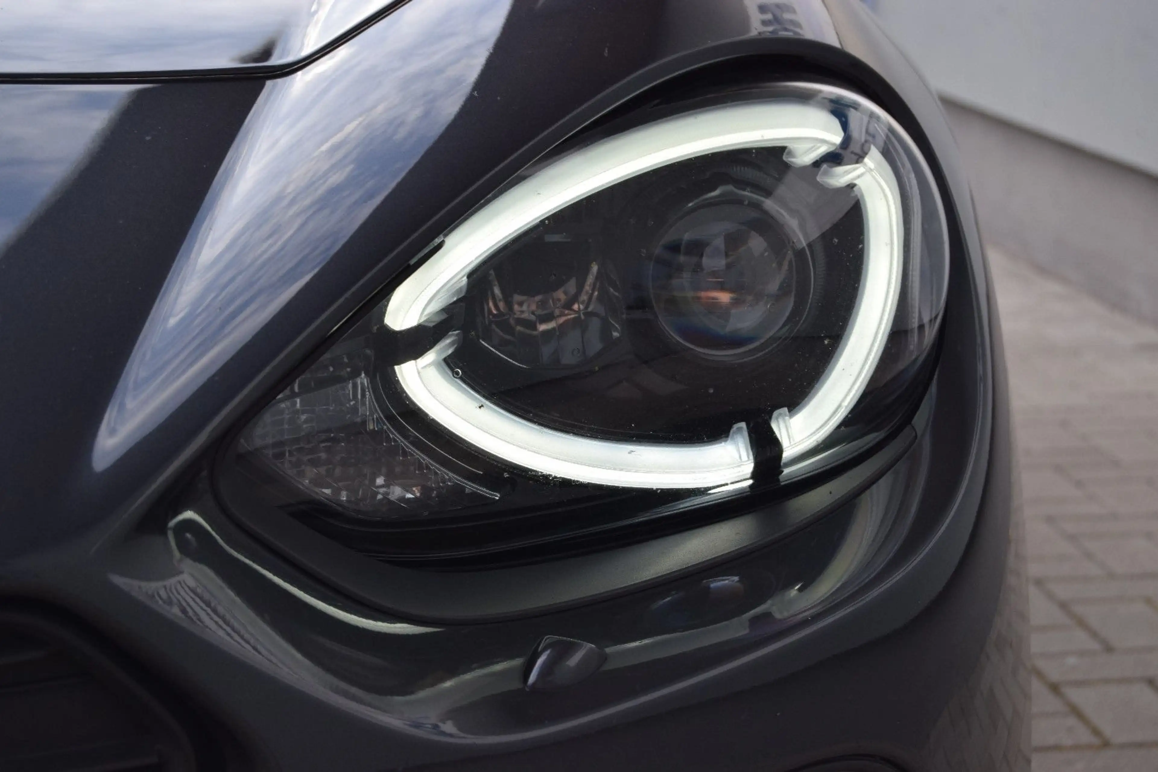Fiat 124 Spider Lusso!!AUTOMATIK!!Navi,Leder,Xenon ,, — photo 7