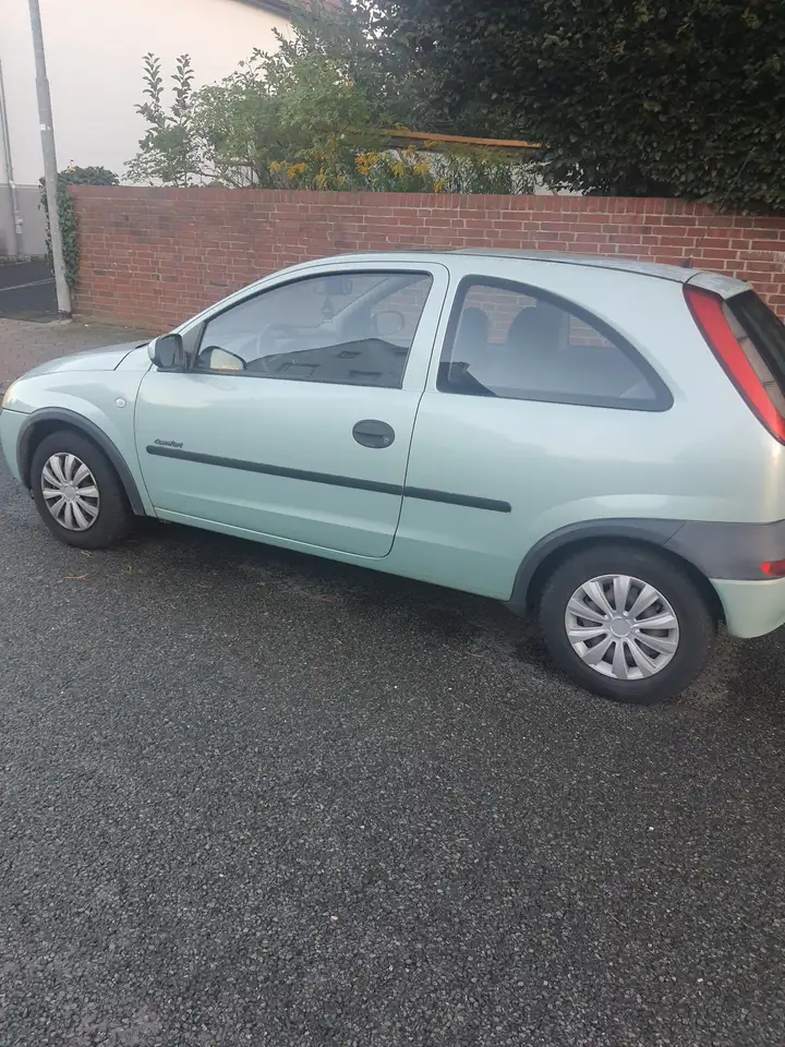 Opel Corsa 1.2 16V Comfort, foto 2