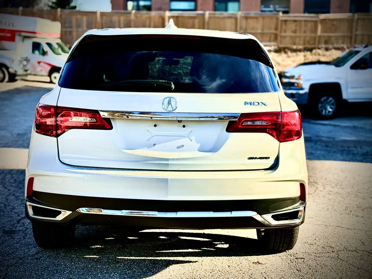 Acura MDX снимка Acura MDX