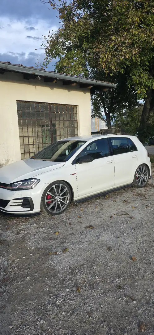 Volkswagen Golf GTI 2,0 TSI DSG - 2