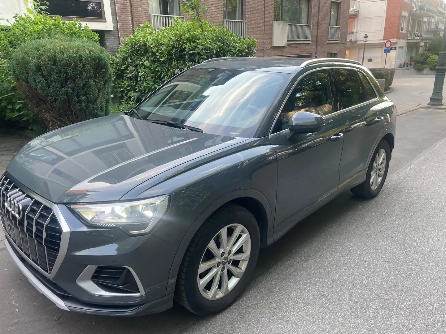 Audi Q3 35 TFSI Advanced - 1