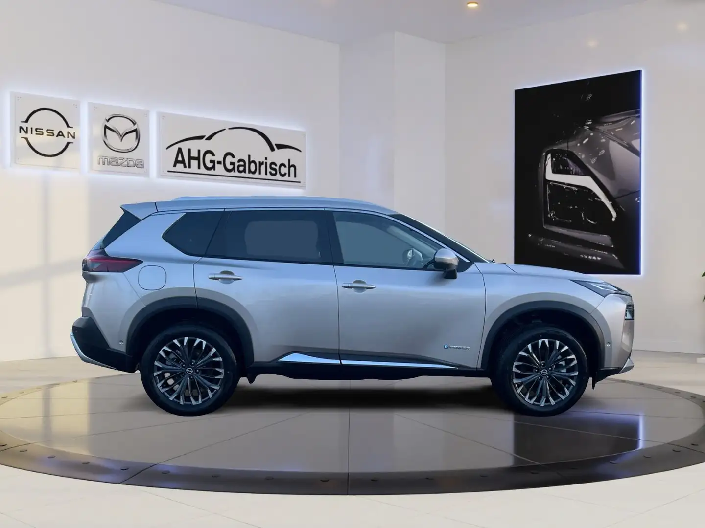 Nissan X-Trail e-power e-force Tekna+, Bose,  Leder Silver - 2