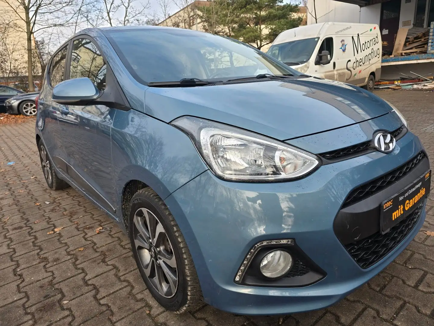 Hyundai i10 Style Blau - 1