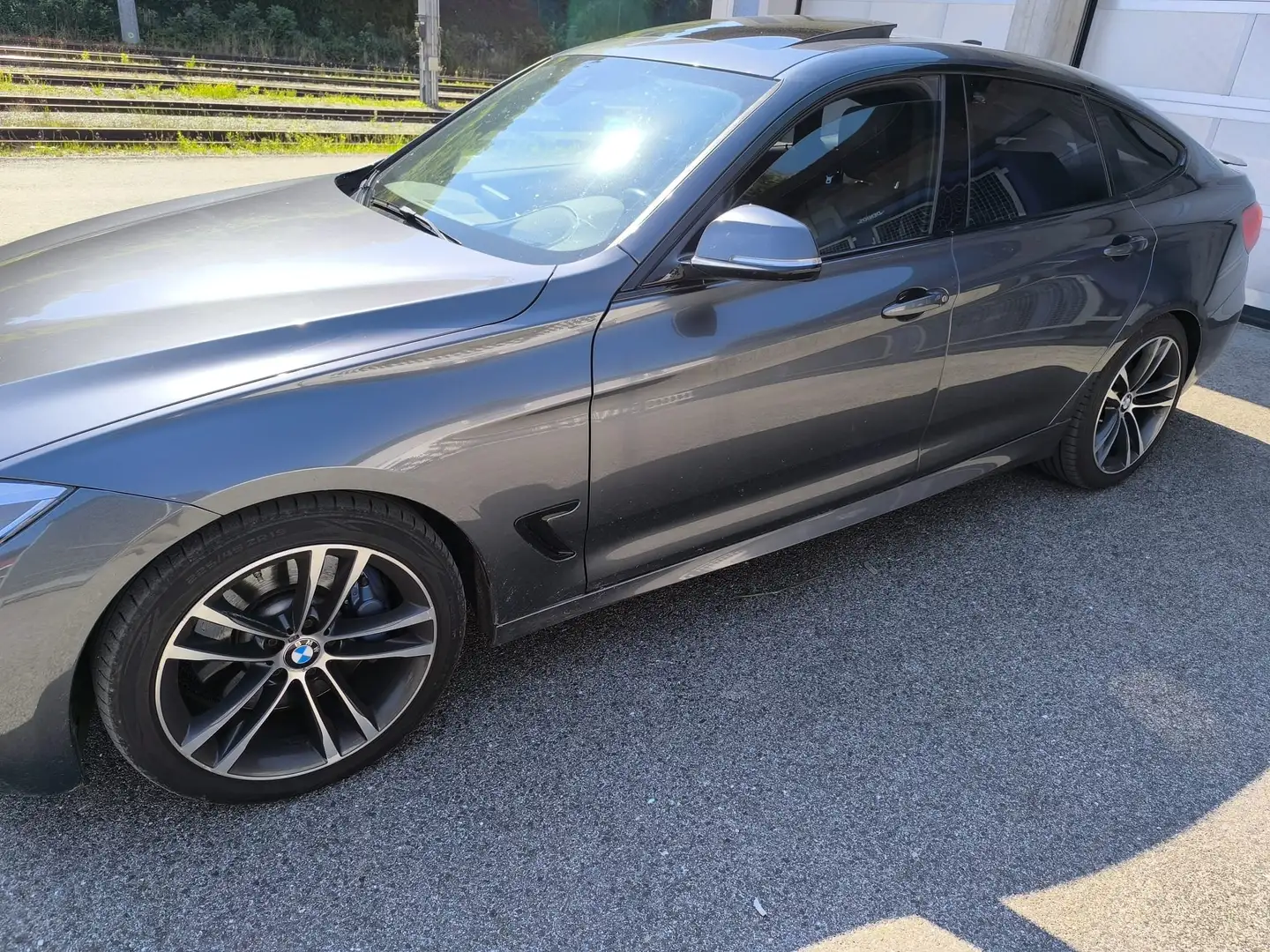 BMW 330 330d Gran Turismo Aut. Gran Turismo Gris - 2