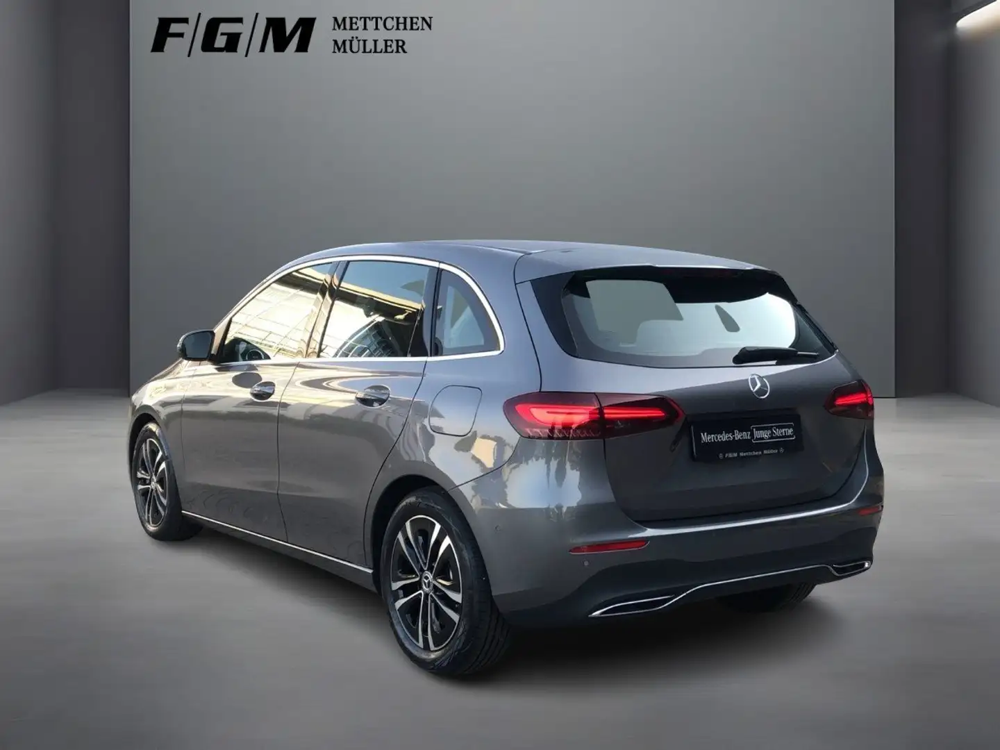 Mercedes-Benz B 250 4M Progressive Sitzhz|Distronic|EASY-PACK Grau - 2
