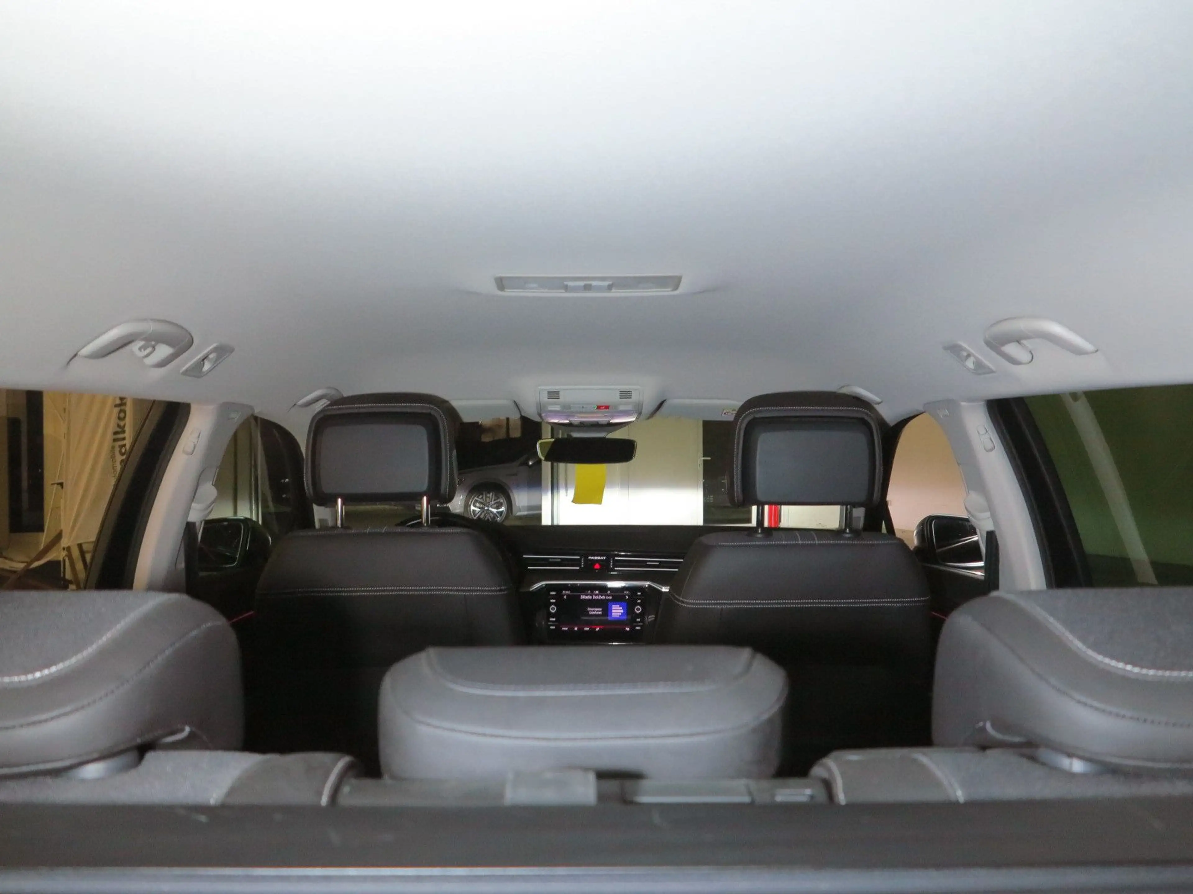 Volkswagen Passat Alltrack Passat Variant 2.0TDI SCR DSG7 4Mot Alltrack Nav — photo 14