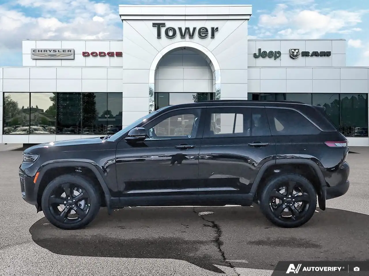 Jeep Grand Cherokee снимка Jeep Grand Cherokee