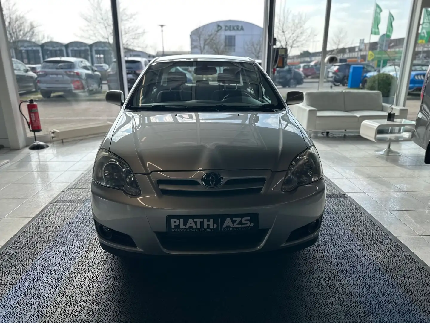 Toyota Corolla 1.4 Sol /Compact Argintiu - 2