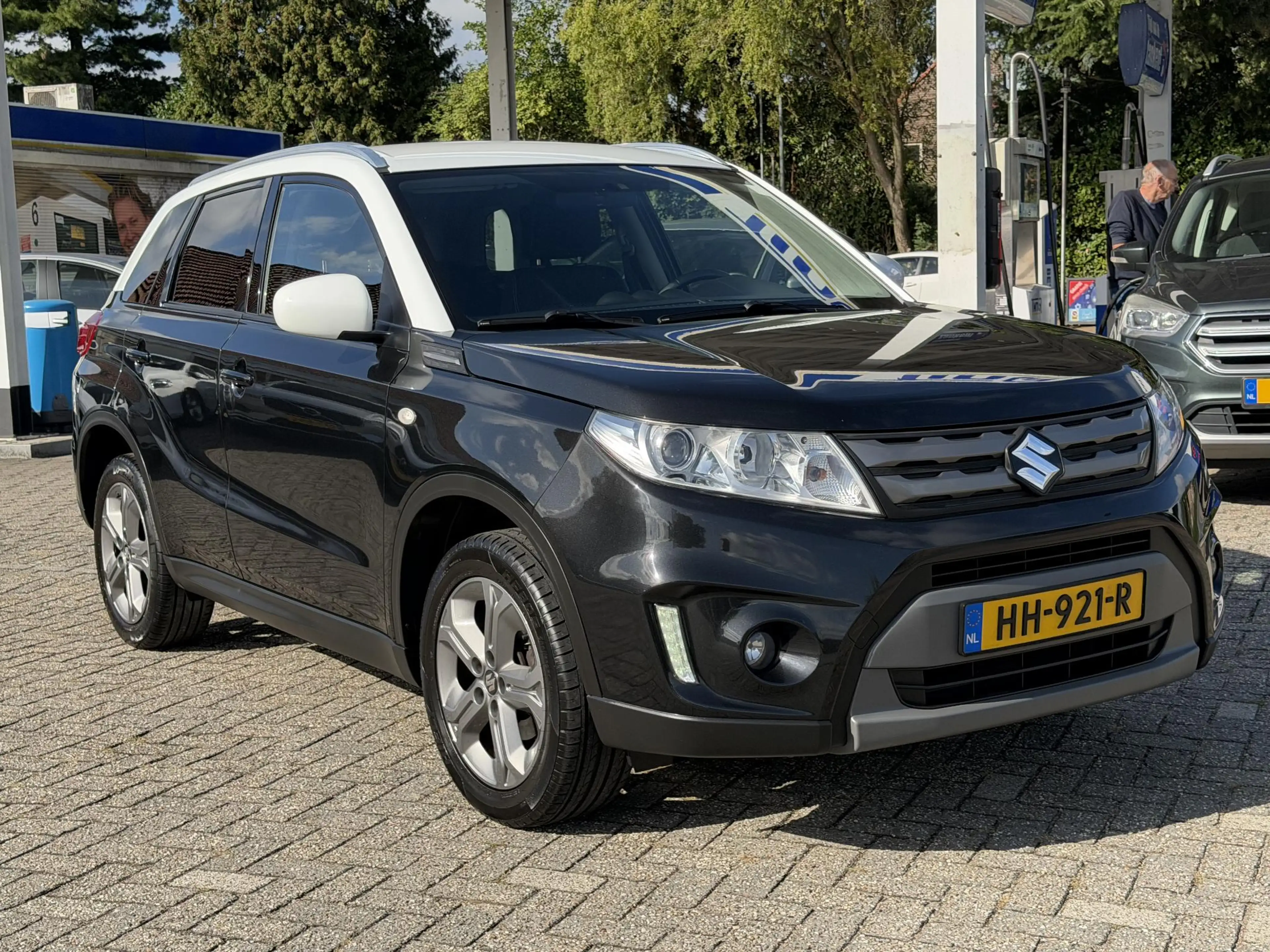 Suzuki Vitara 1.6 High Executive NAVI | CAMERA | KLIMA | BOVAG ! — photo 12